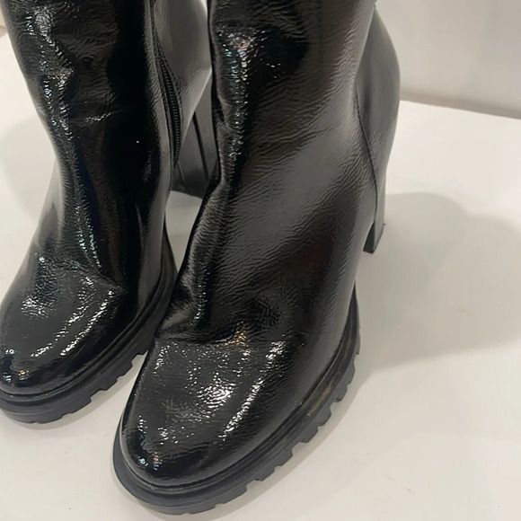 Forever21 black faux platform ankle booting size 8 - Picture 16 of 16